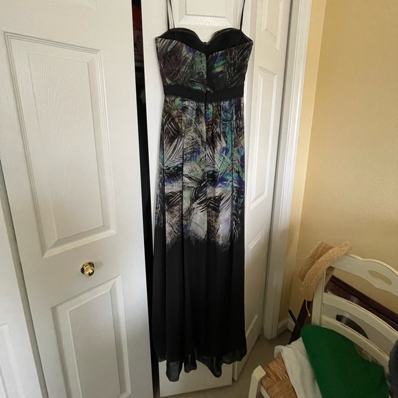 VTG 2010 EUC BCBG Evening Gown/Prom Dress - Picture 7 of 11